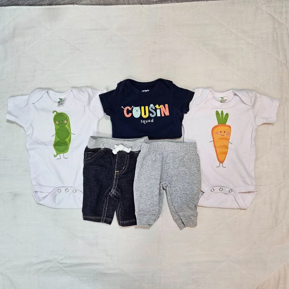 Carters Baby Boy Newborn Clothing Bundle 12 Piece Lot Bodysuits Sleepers‎ Pants